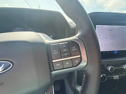 Used 2025 Ford F150 Lightning XLT AWD/4WD image 23