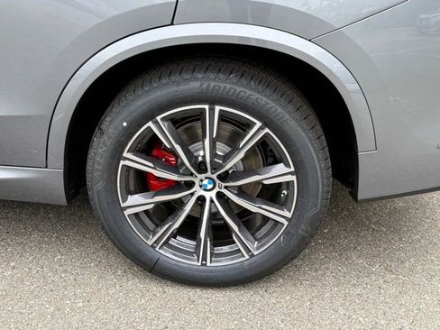 New 2026 BMW X5 xDrive40i w/ M Sport Package image 14