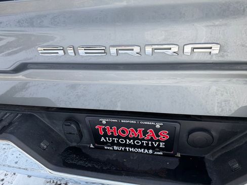 Used 2025 GMC Sierra 1500 SLT image 11