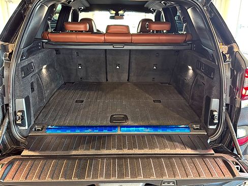 Used 2022 BMW X5 xDrive45e w/ M Sport Package image 9