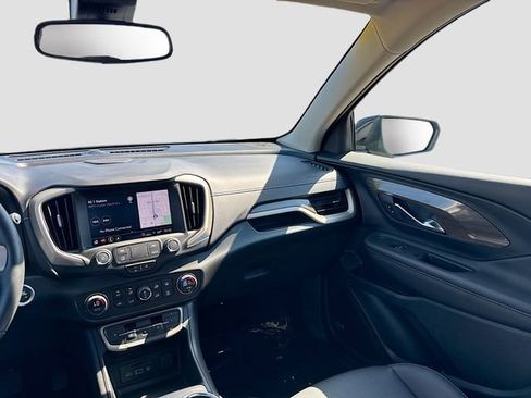 Used 2023 GMC Terrain Denali AWD/4WD image 30