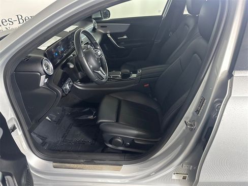 Certified 2022 Mercedes-Benz A 220 image 9