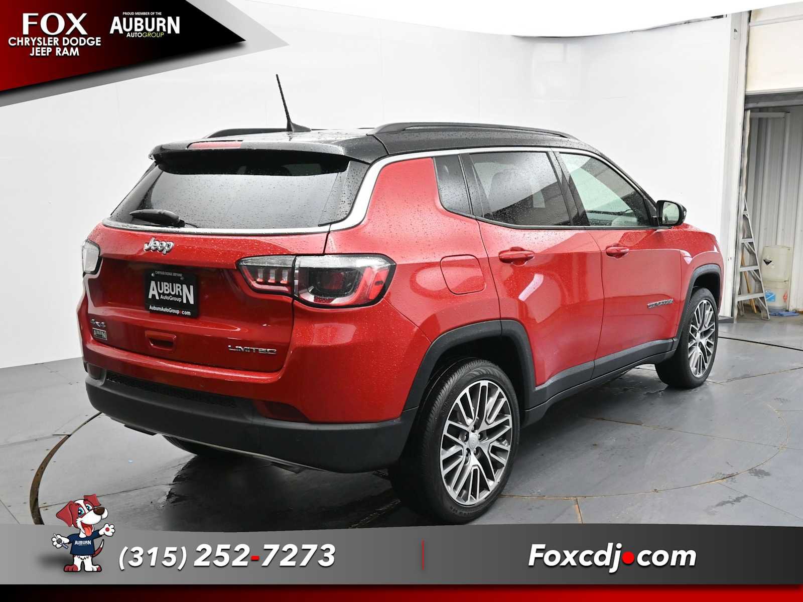 Used 2023 Jeep Compass Limited w/ Elite Group AWD/4WD image 17