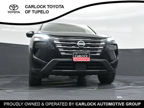 Used 2024 Nissan Rogue SV w/ SV Premium Package FWD image 47