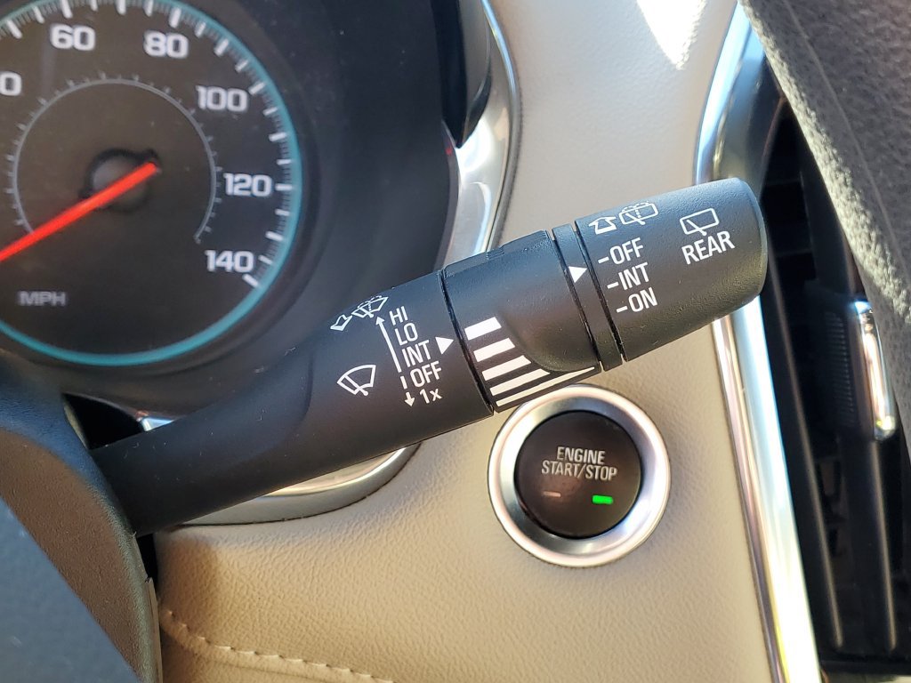 Used 2023 Chevrolet Traverse LS AWD/4WD image 12