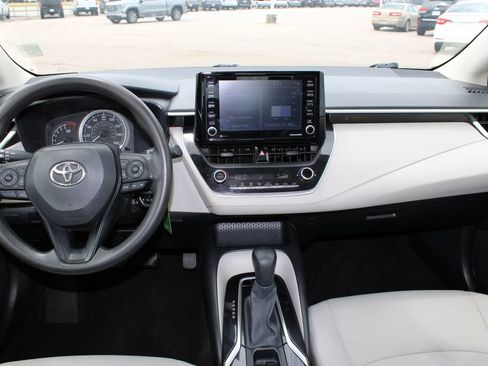 Used 2022 Toyota Corolla LE FWD image 7