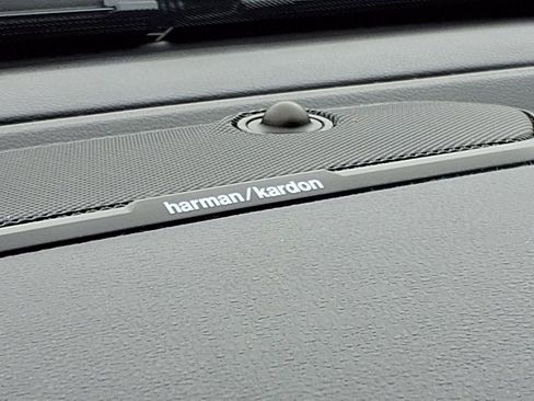 Used 2019 RAM 1500 Laramie image 18