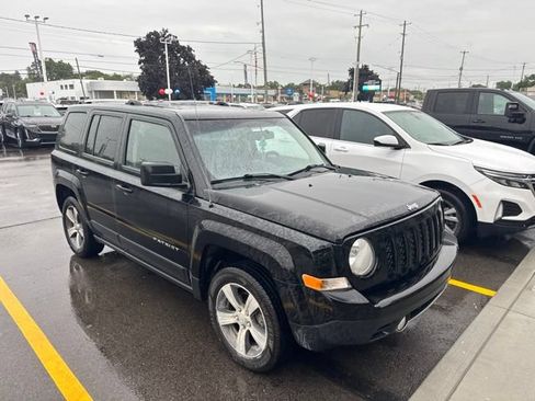 Used 2016 Jeep Patriot High Altitude AWD/4WD image 2