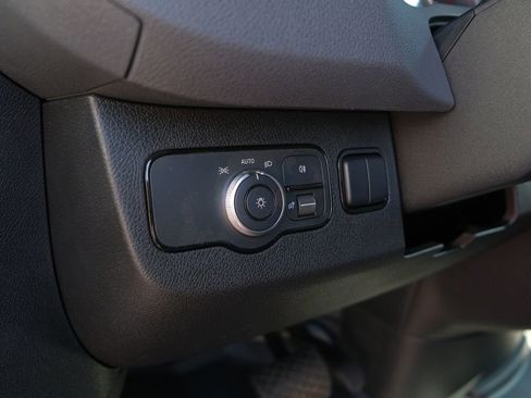 Used 2025 Mercedes-Benz Sprinter 2500 image 11