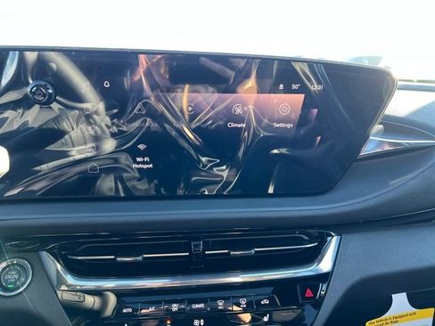 New 2025 Buick Envista Avenir image 15