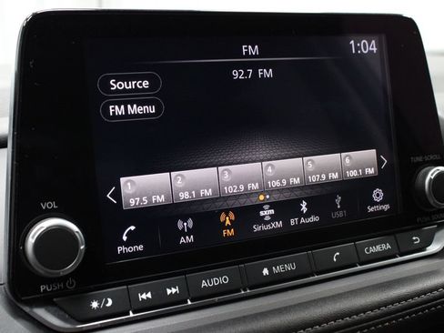 Certified 2024 Nissan Rogue SV AWD/4WD image 2