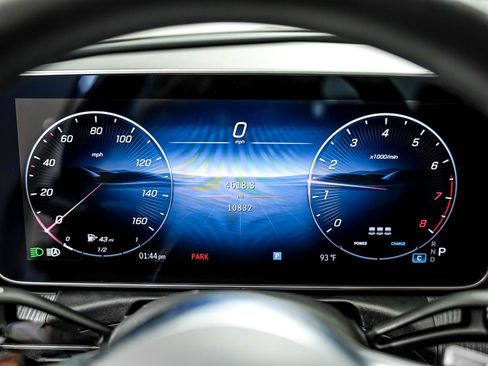 Certified 2025 Mercedes-Benz C 300 Sedan image 13