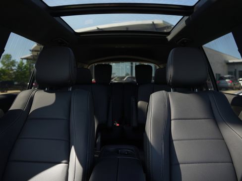 New 2025 Mercedes-Benz GLS 450 4MATIC image 37