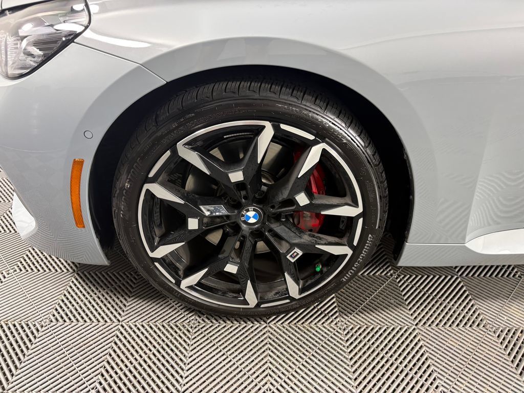 Used 2025 BMW M240i xDrive Coupe AWD/4WD image 10