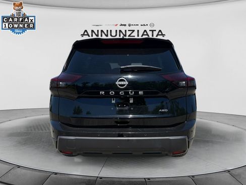 Certified 2025 Nissan Rogue SV AWD/4WD image 4
