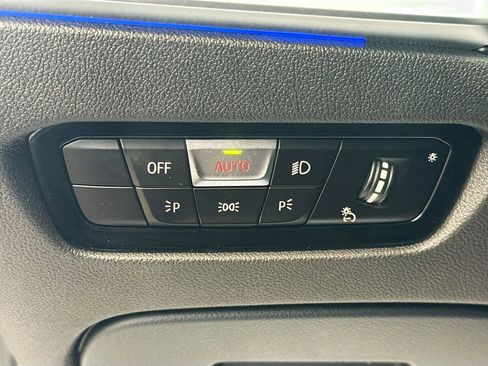 Used 2021 BMW 330i Sedan w/ Convenience Package image 34