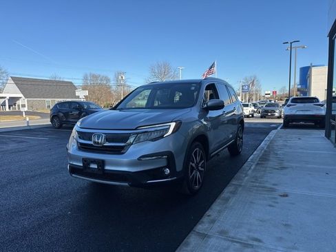 Used 2022 Honda Pilot Touring image 6