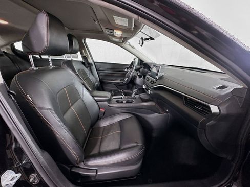 Used 2019 Nissan Altima 2.5 SR w/ SR Premium Package FWD image 27