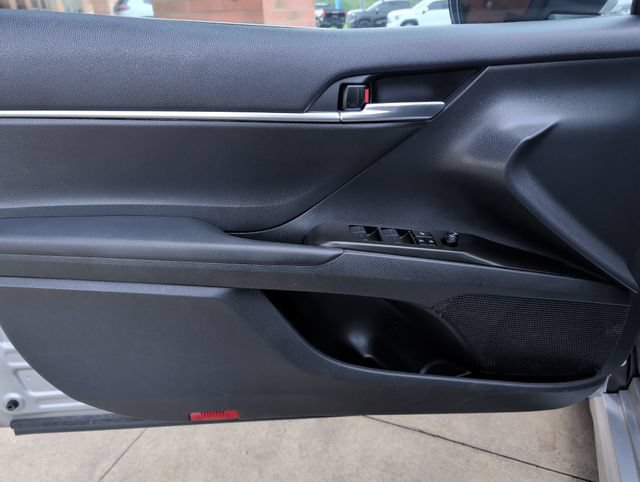 Used 2024 Toyota Camry SE FWD image 11