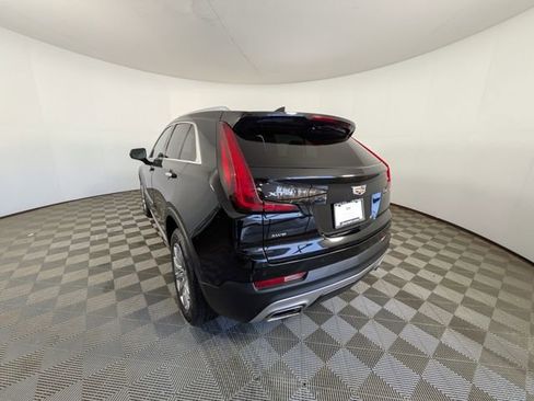 Used 2021 Cadillac XT4 Premium Luxury image 12