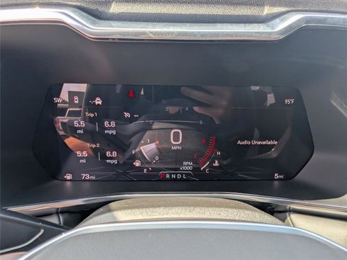 New 2026 GMC Canyon Elevation w/ Convenience Package image 25