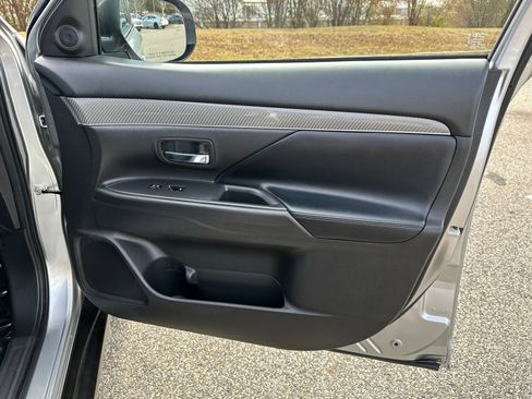 Used 2020 Mitsubishi Outlander SEL image 14