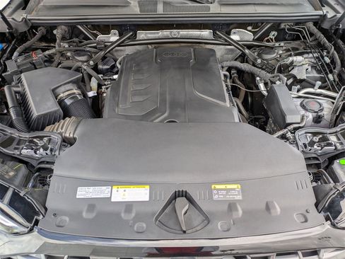 New 2025 Audi Q5 Premium Plus image 12