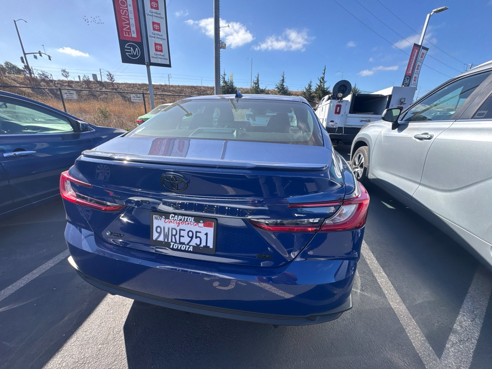 Used 2026 Toyota Camry SE w/ Convenience Package FWD image 6
