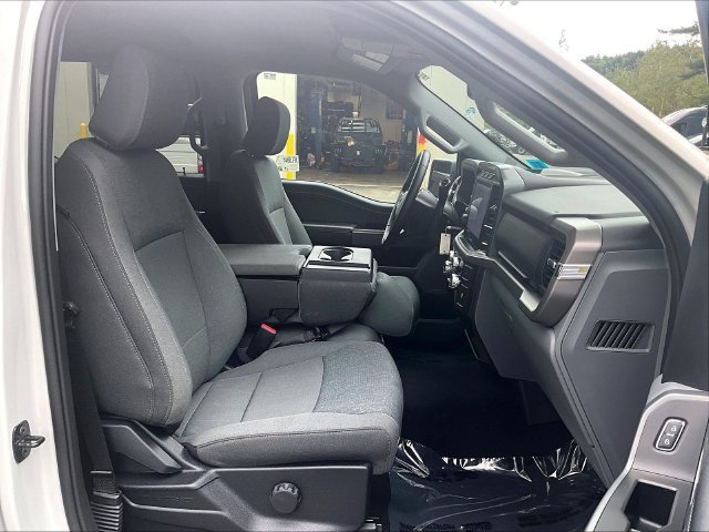 Used 2024 Ford F150 XLT AWD/4WD image 7