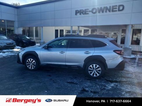 Certified 2023 Subaru Outback Premium image 2