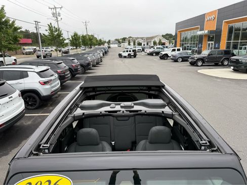 Used 2026 Jeep Wrangler Unlimited Sport AWD/4WD image 6