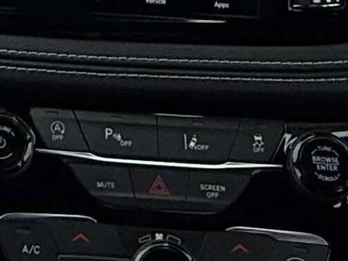 New 2026 Chrysler Pacifica Select image 40