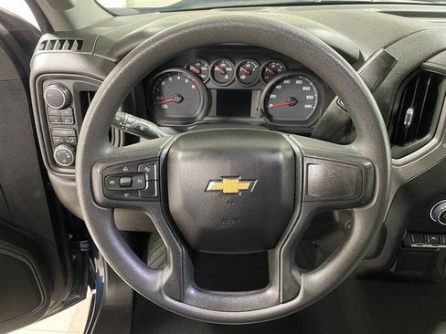 Used 2023 Chevrolet Silverado 1500 Custom image 14
