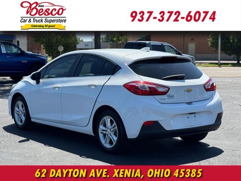 Used 2017 Chevrolet Cruze LT FWD image 6