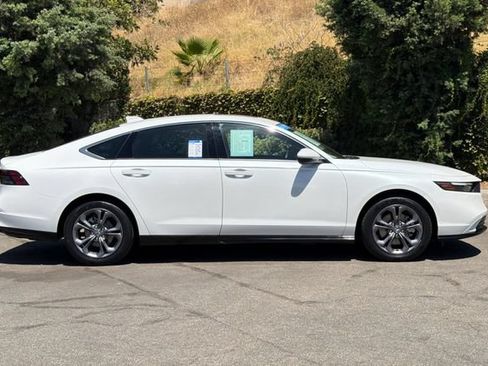 Certified 2024 Honda Accord EX-L image 3
