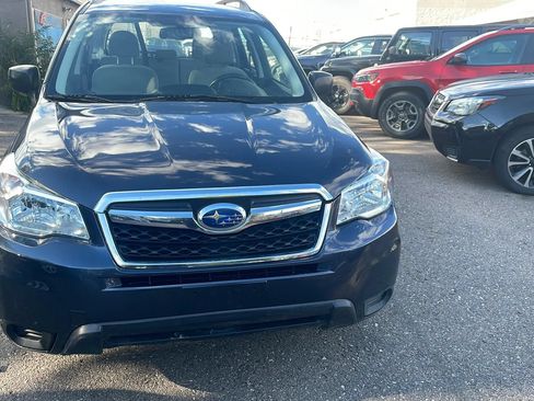 Used 2015 Subaru Forester 2.5i w/ Alloy Wheel Package AWD/4WD image 2