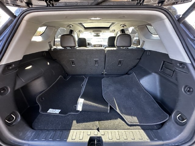 Used 2021 GMC Terrain SLT AWD/4WD image 43