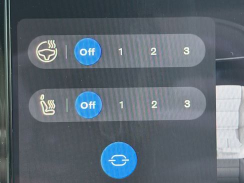 New 2026 Volvo XC40 B5 Plus w/ Climate Package image 24