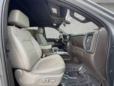 Certified 2022 Chevrolet Silverado 1500 LTZ AWD/4WD image 24