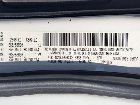 Used 2013 Jeep Grand Cherokee Laredo image 13