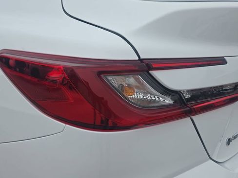 New 2026 Toyota Camry SE image 33