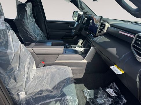 New 2026 Toyota Tundra Platinum AWD/4WD image 15