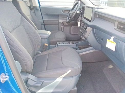New 2025 Ford Maverick XL image 29