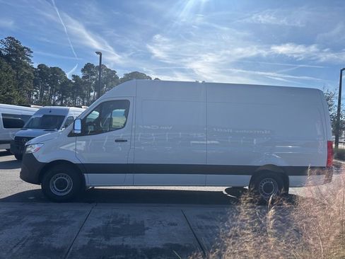 New 2026 Mercedes-Benz Sprinter 2500 image 7