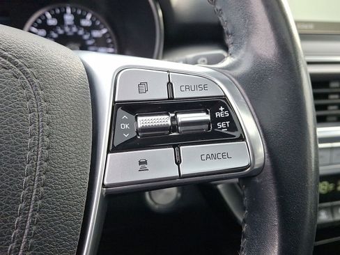 Used 2022 Kia Telluride S image 24