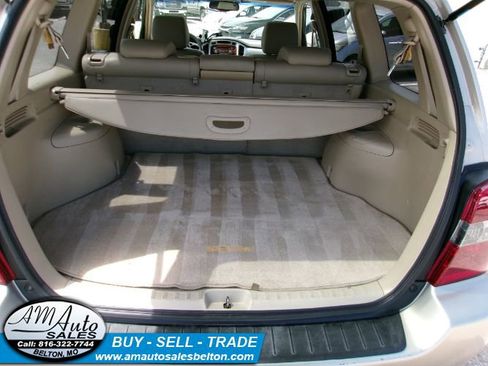 Used 2006 Toyota Highlander 4WD V6 w/ 3rd Row image 15