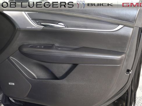 Used 2020 Cadillac XT6 Sport w/ Platinum Package AWD/4WD image 20