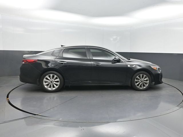 Used 2018 Kia Optima S FWD image 31