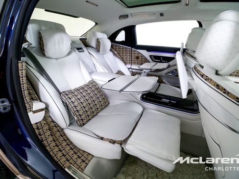 Used 2023 Mercedes-Benz Maybach S 680 4MATIC w/ Manufaktur Leather Package image 27