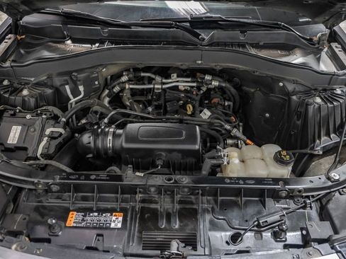 Used 2021 Ford Explorer XLT w/ Equipment Group 202A image 51